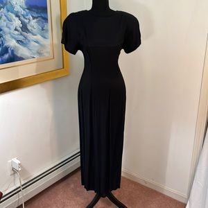 Formal midi black dress wish white bow on back zip up, size 8, CDC brand